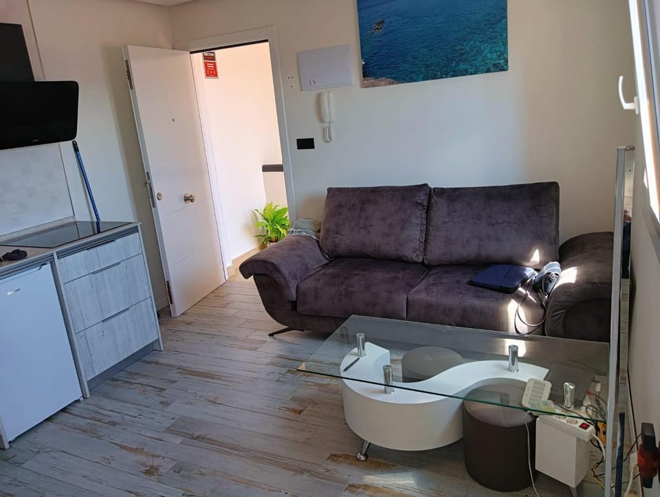Apartamento en primera línea de mar, las Teresitas, Santa Cruz de Tenerife Apartment in Canary Islands