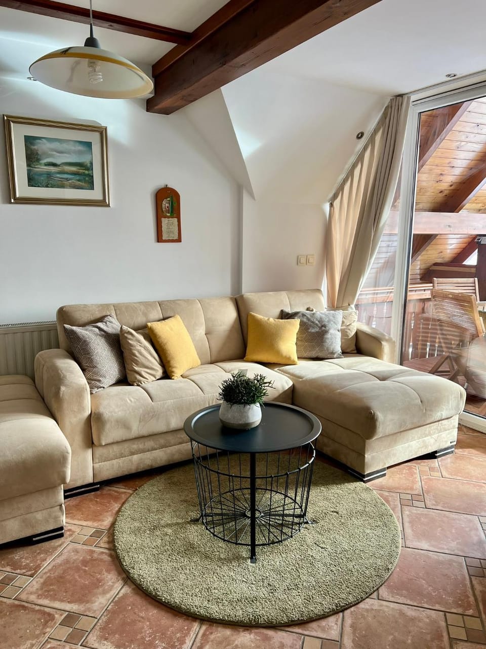 Vineyard cottage Skriti raj House in Slovenia