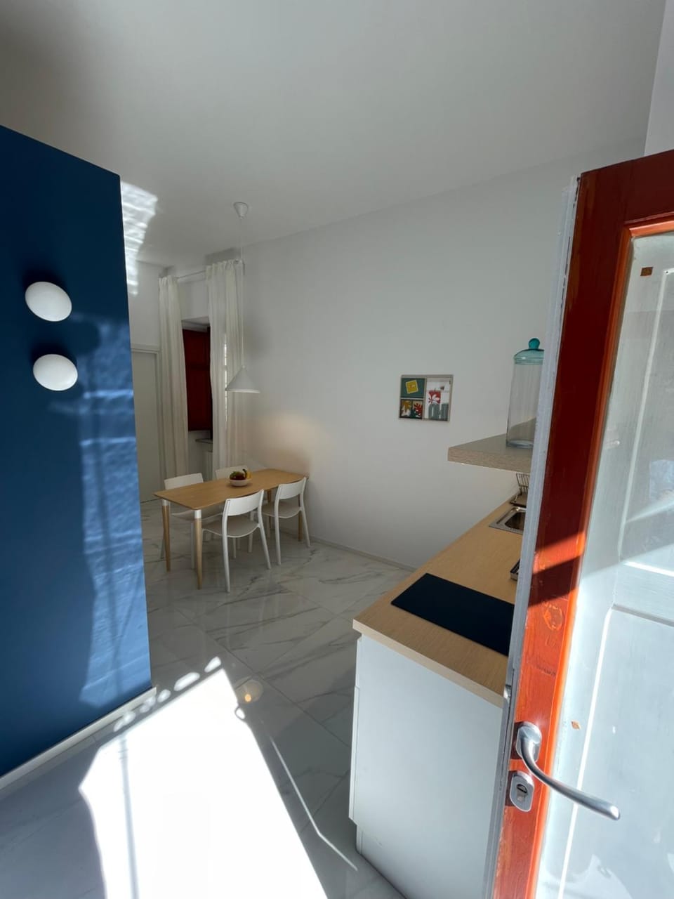 Living room, Dining area