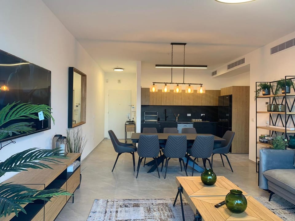 Brand New 3 Bedroom Apartment in Shalem Tower Apartment in Jerusalem
