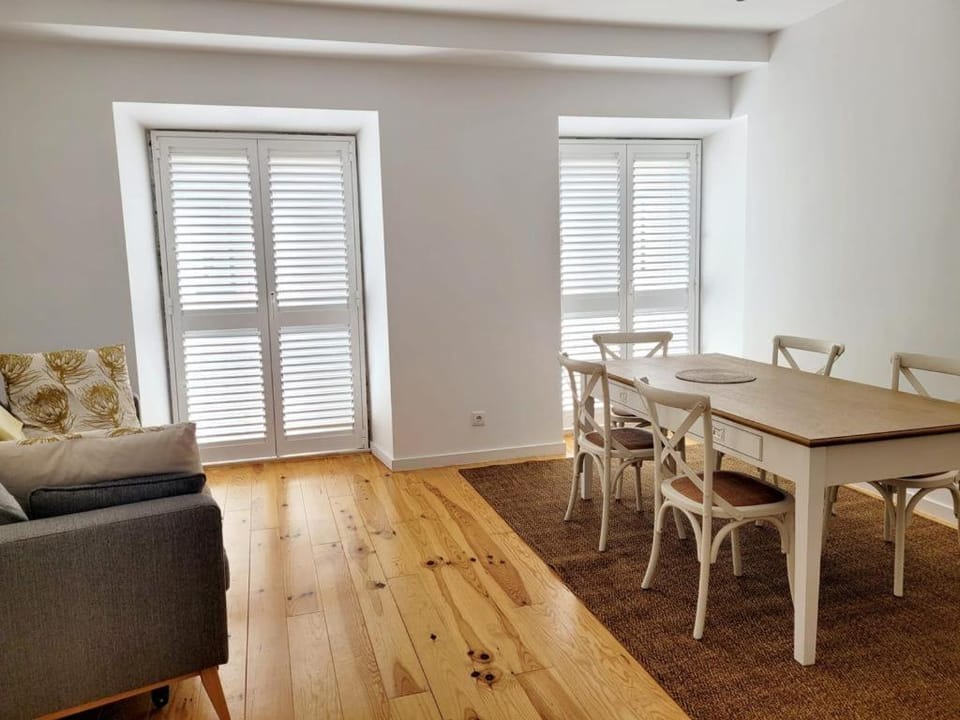 Light & Style Apartment in Lisbon