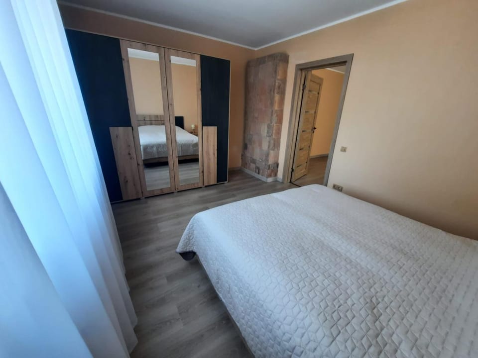 Bed, Bedroom, wardrobe