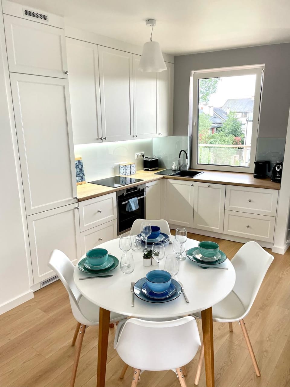 Coffee/tea facilities, Kitchen or kitchenette, Dining area, pet friendly, stove, toaster