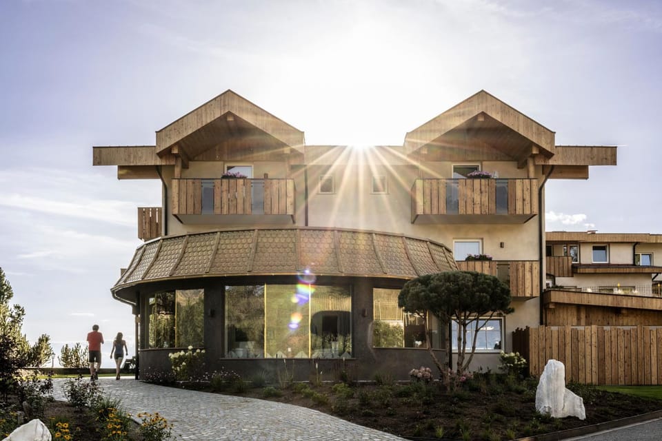 Property building, Garden, Mountain view
