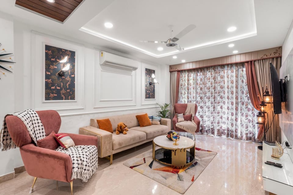 Living room, Seating area, fireplace, air conditioner
