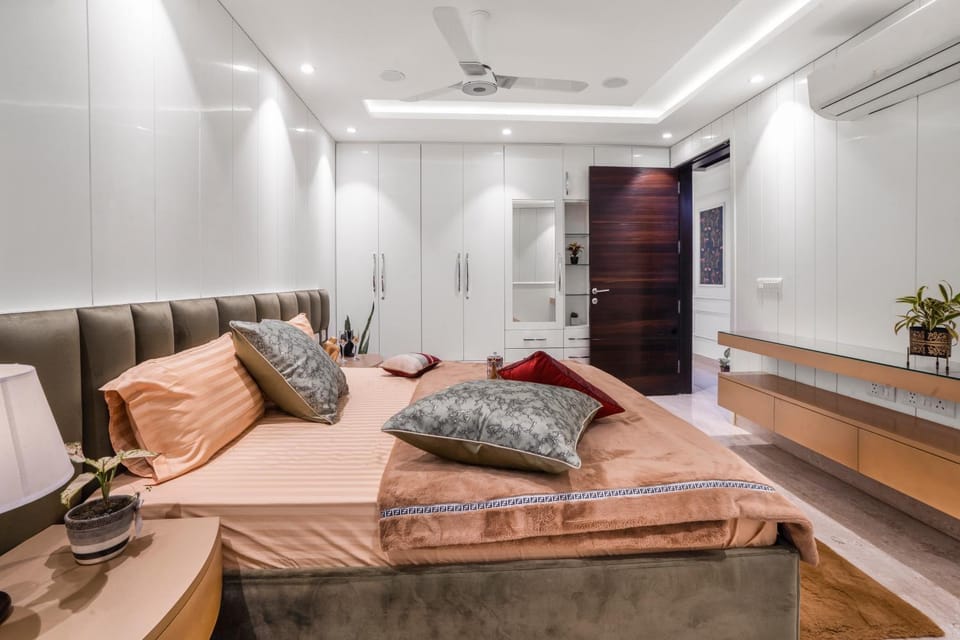 Bed, Bedroom