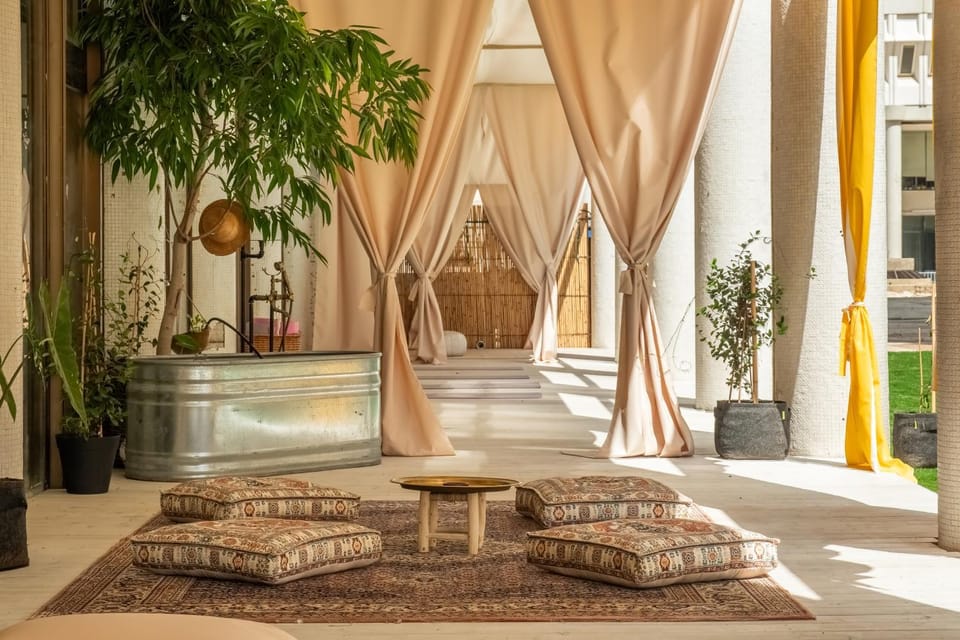 Seating area