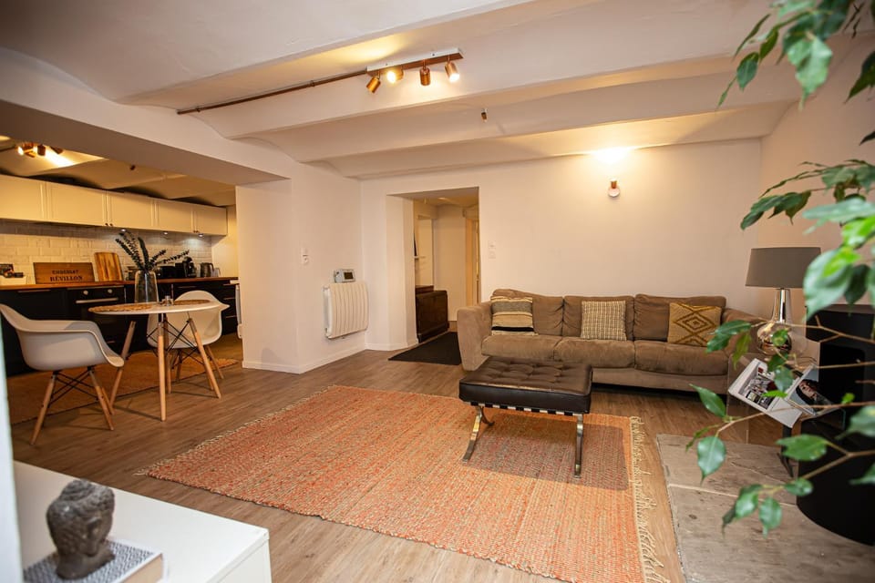 Beautiful converted one bedroom apartment Apartment in Carcassonne