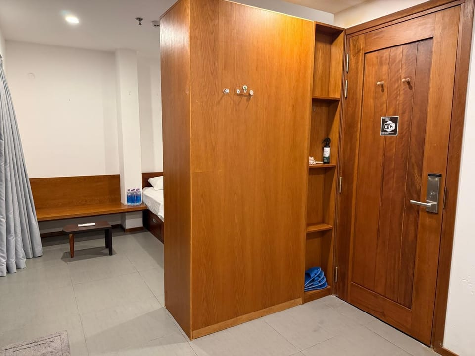 wardrobe