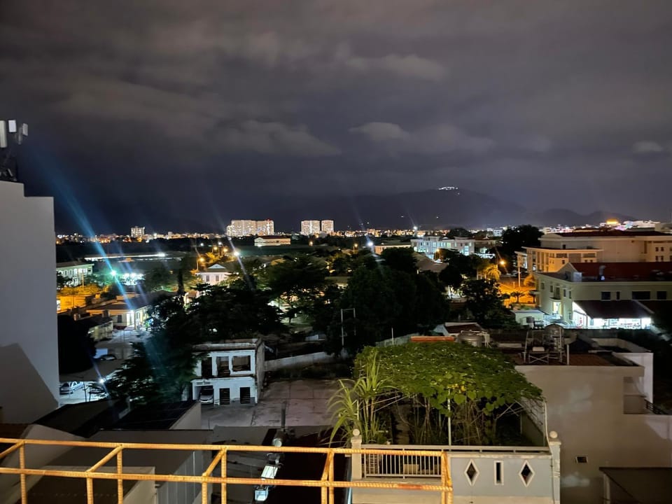 Night, View (from property/room)