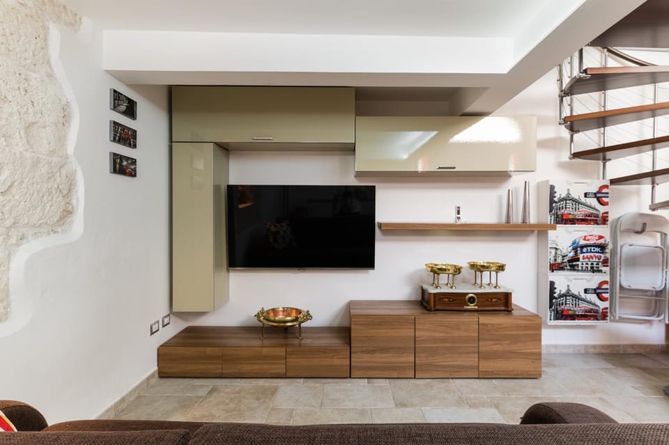 TV and multimedia