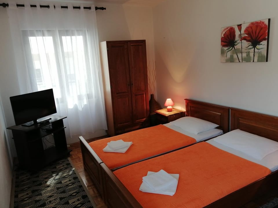 TV and multimedia, Bedroom