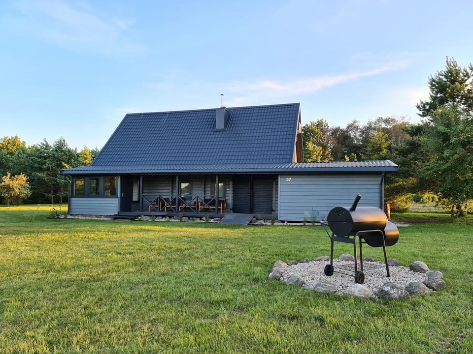 Property building, Garden