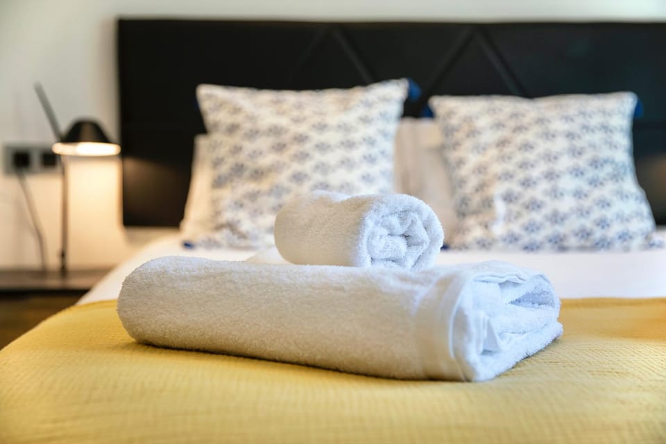 Decorative detail, Bedroom, towels