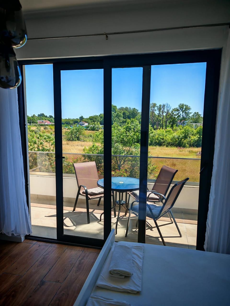 White apartments Bed and Breakfast in Ulcinj Municipality