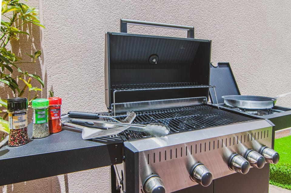 BBQ facilities, Garden