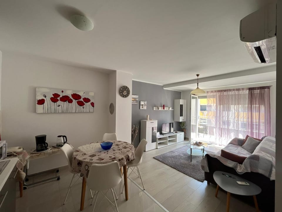 APARTMENT PINK SKY Apartment in Pula
