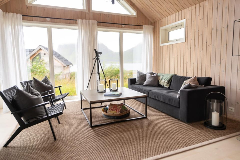 View (from property/room), Living room, Seating area