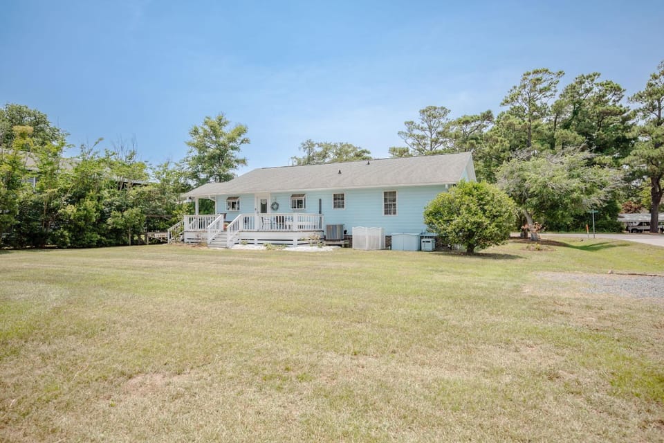 Cottage Breeze by Oak Island Accommodations House in Oak Island