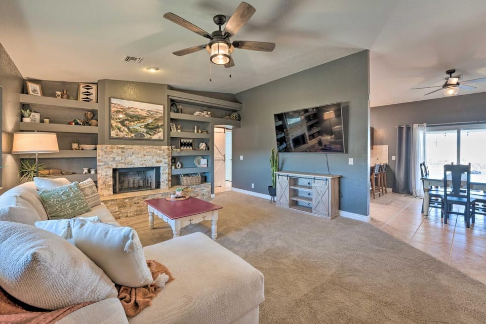 3 Mi to Lake Havasu State Park: Family Home House in Lake Havasu City