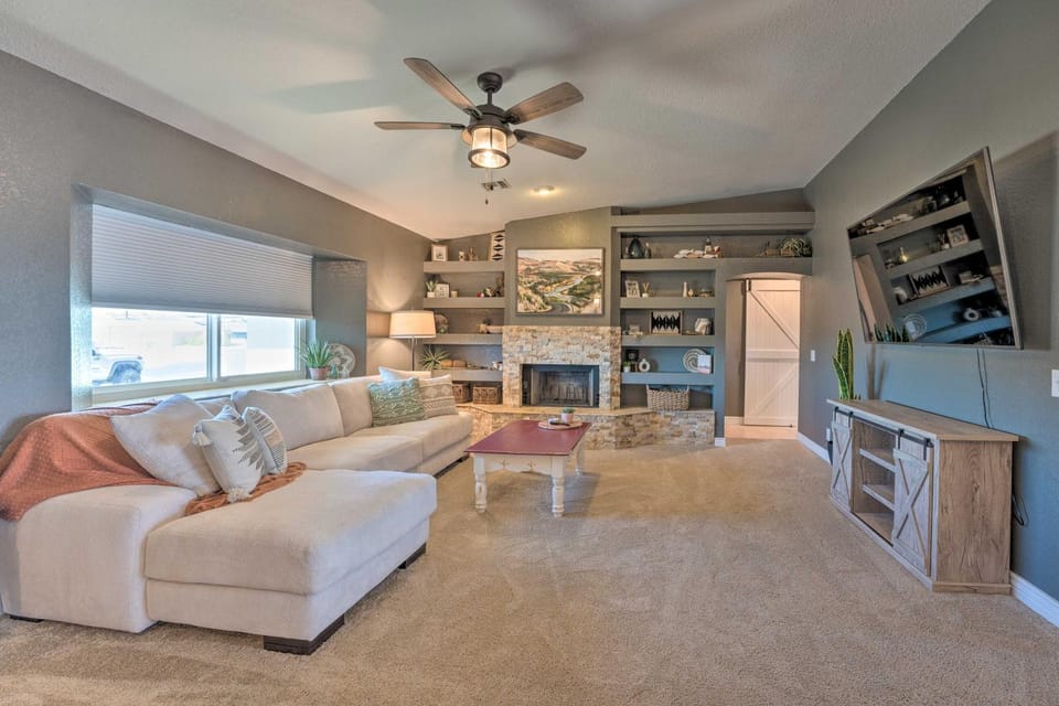 3 Mi to Lake Havasu State Park: Family Home House in Lake Havasu City