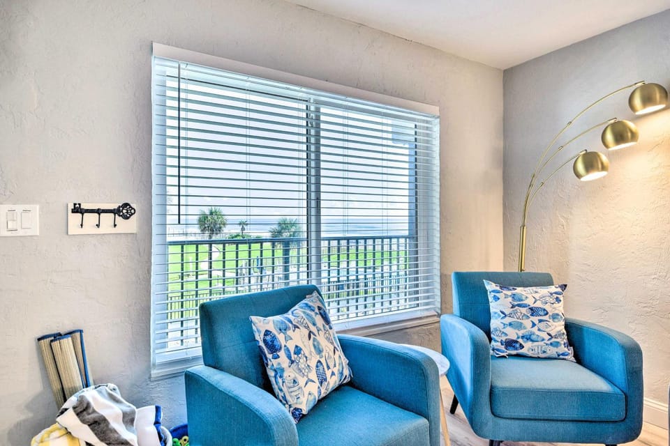 Airy Oceanfront Condo: Steps to Daytona Beach House in Florida