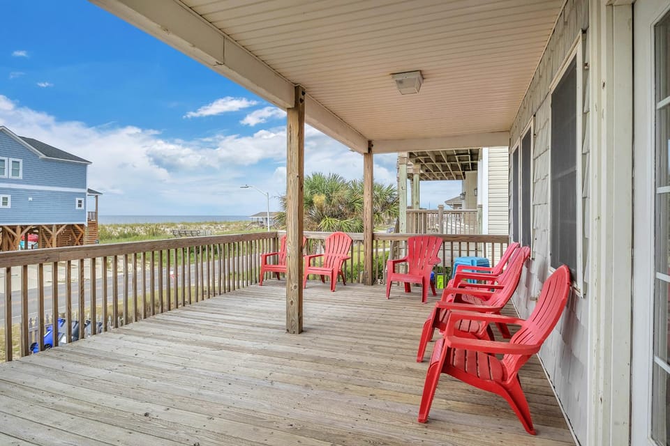 No Worries House in Oak Island