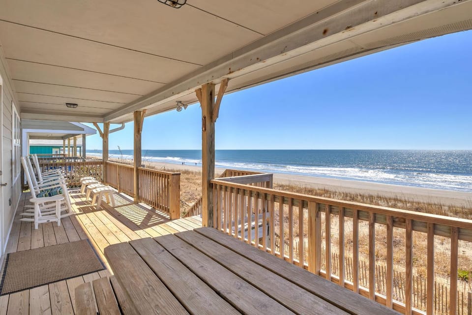 Yorkshire by Oak Island Accommodations House in Oak Island
