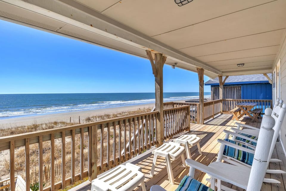 Yorkshire by Oak Island Accommodations House in Oak Island