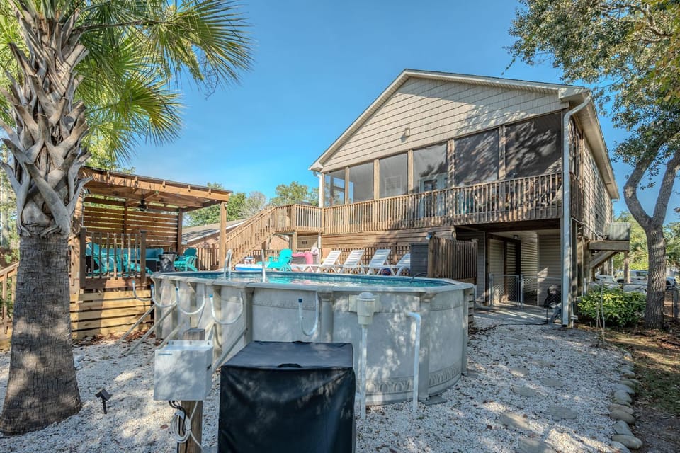 Woodlands Wonder by Oak Island Accommodations House in Oak Island