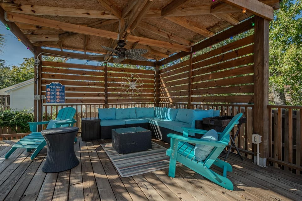 Woodlands Wonder by Oak Island Accommodations House in Oak Island