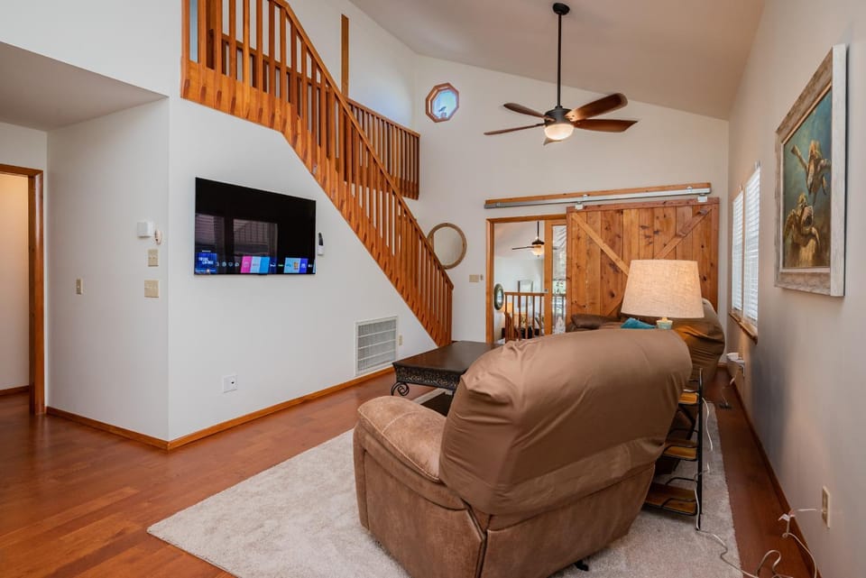 Whitecaps by Oak Island Accommodations House in Oak Island