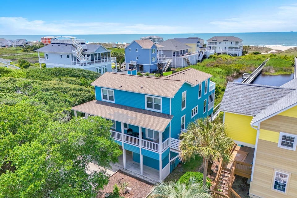 All Sea Vibes by Oak Island Accommodations House in Oak Island