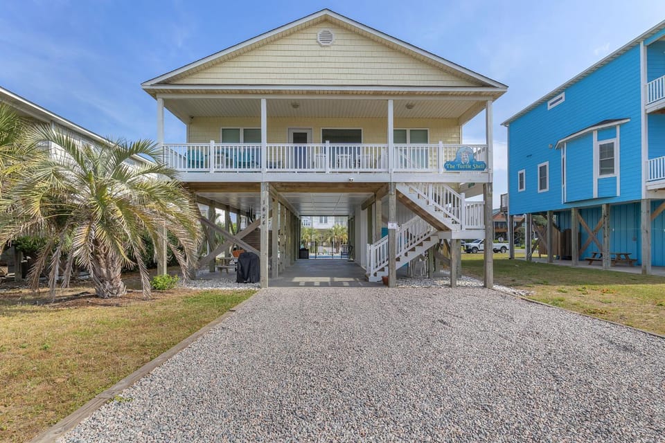 The Turtle Shell by Oak Island Accommodations House in Oak Island