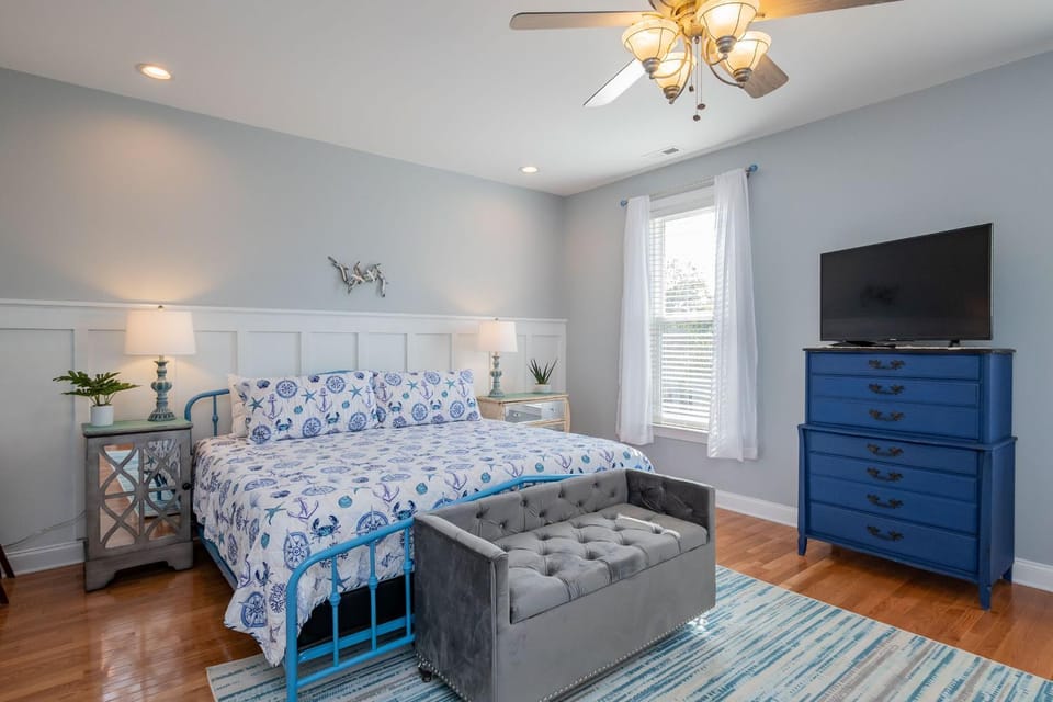 The Sassy Seahorse by Oak Island Accommodations House in Oak Island