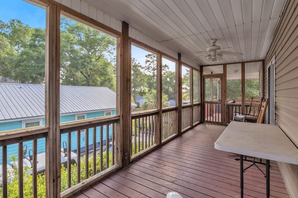Island Delight by Oak Island Accommodations House in Oak Island