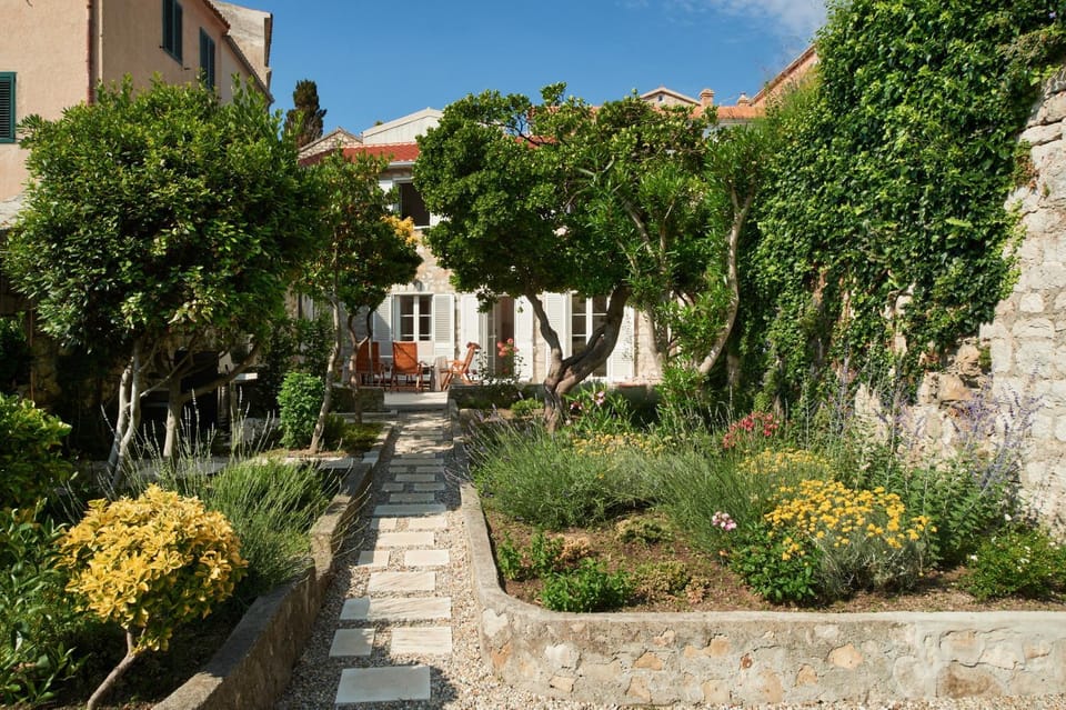 BBQ facilities, Garden