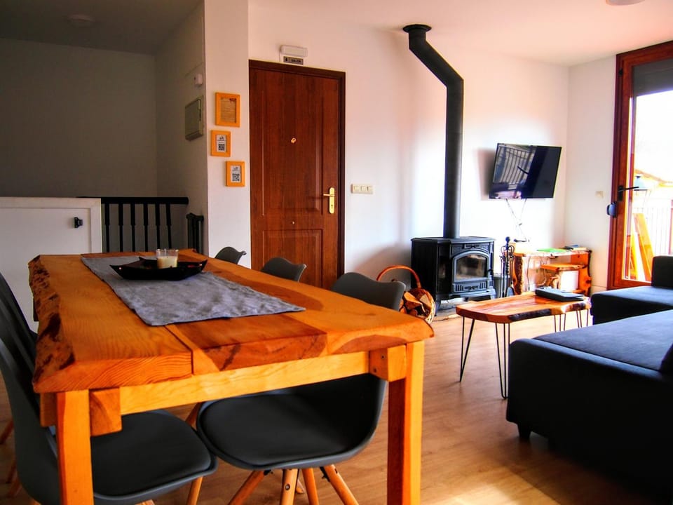 Alojamiento Rural Los Hacheros House in Aragon