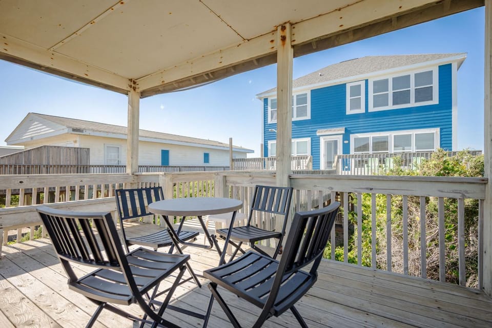 Surf Watch by Oak Island Accommodations House in Oak Island