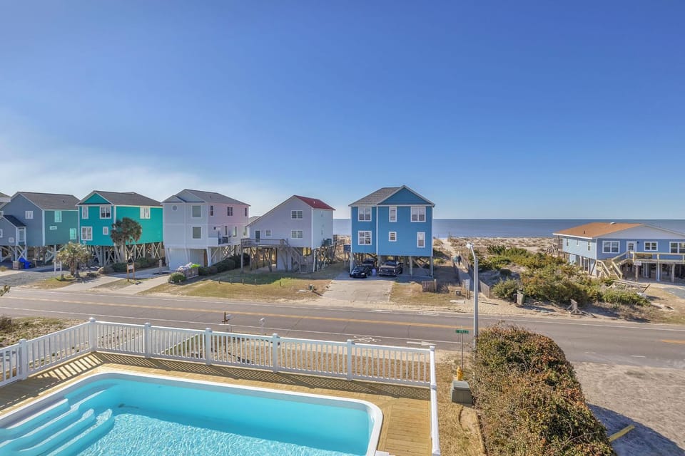 Southern Horizons by Oak Island Accommodations House in Oak Island