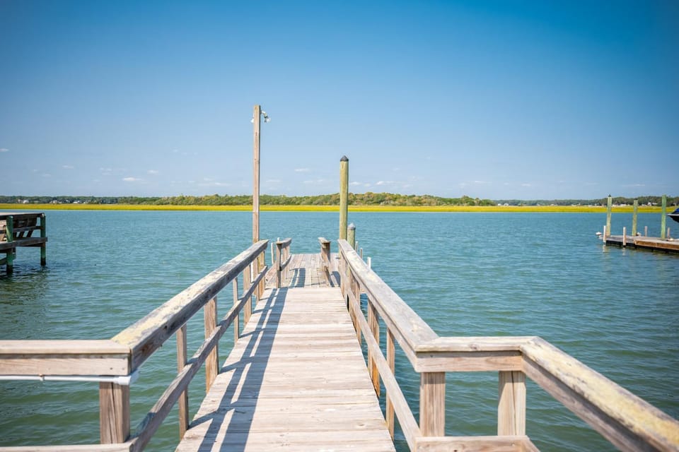 Sound Sleeper by Oak Island Accommodations House in Oak Island