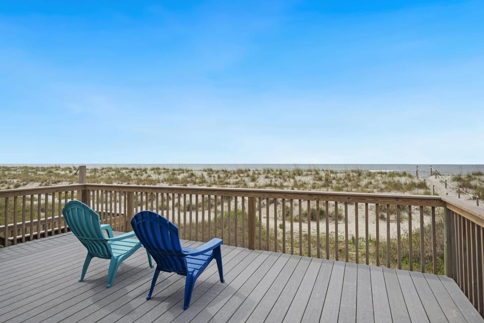 Smart Pelican by Oak Island Accommodations House in Oak Island