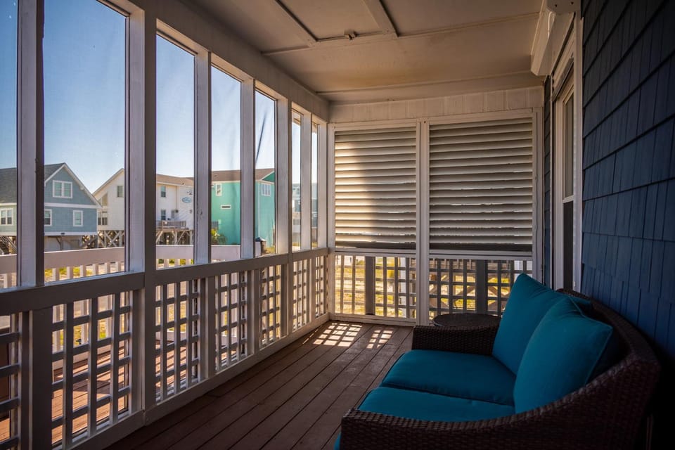 See The Sea by Oak Island Accommodations House in Oak Island