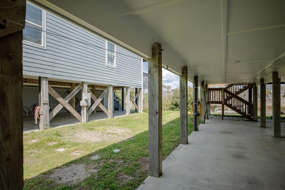 See Otter by Oak Island Accommodations House in Oak Island
