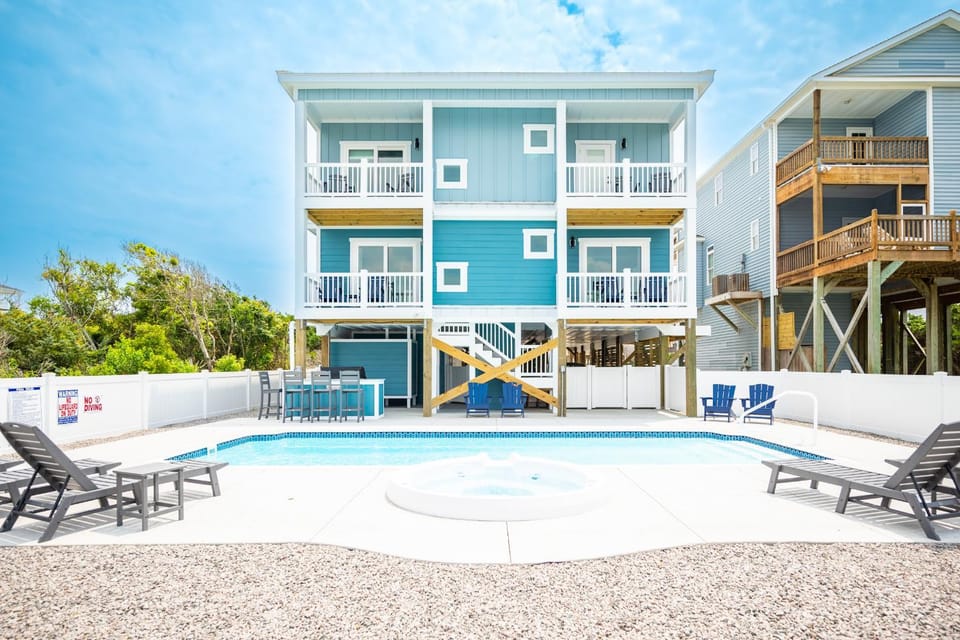 Sand Dollar Inn by Oak Island Accommodations House in Oak Island