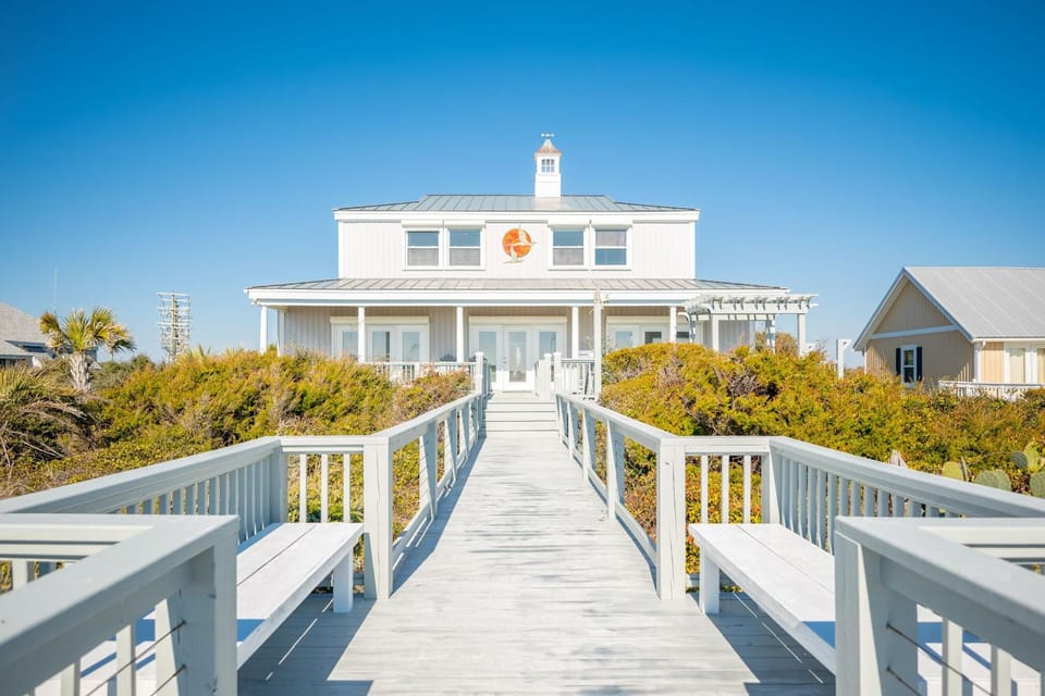 Fairwinds by Oak Island Accommodations House in Caswell Beach