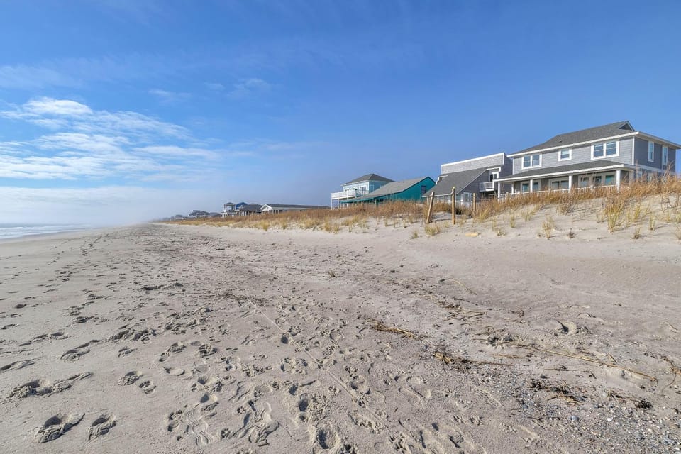 Dunes by Oak Island Accommodations House in Oak Island