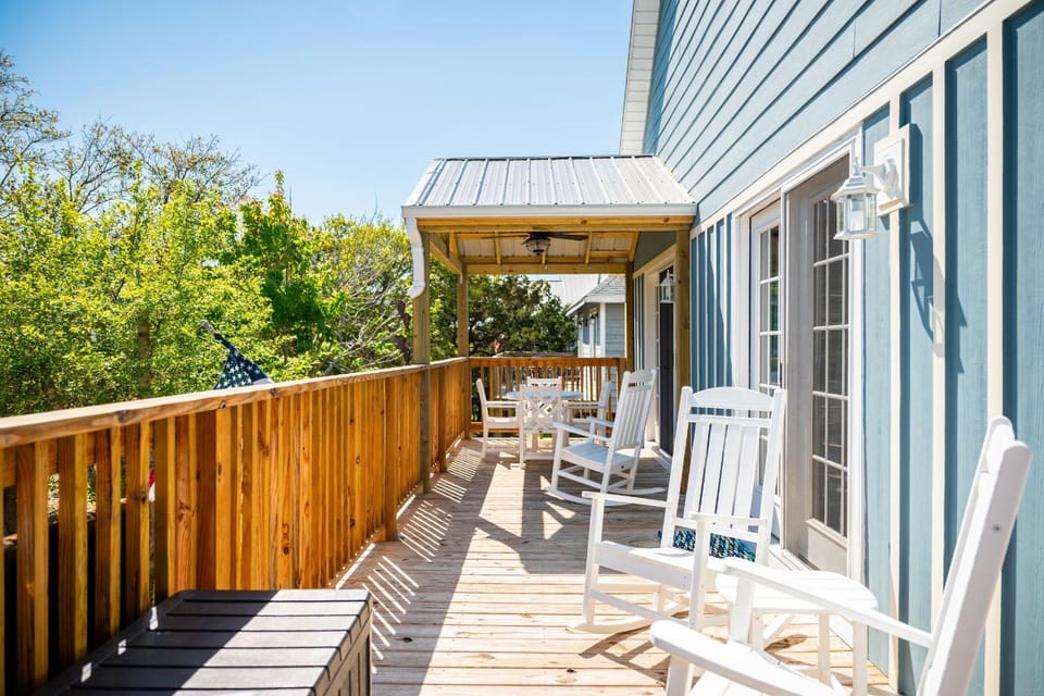 Pelican Park by Oak Island Accommodations House in Oak Island