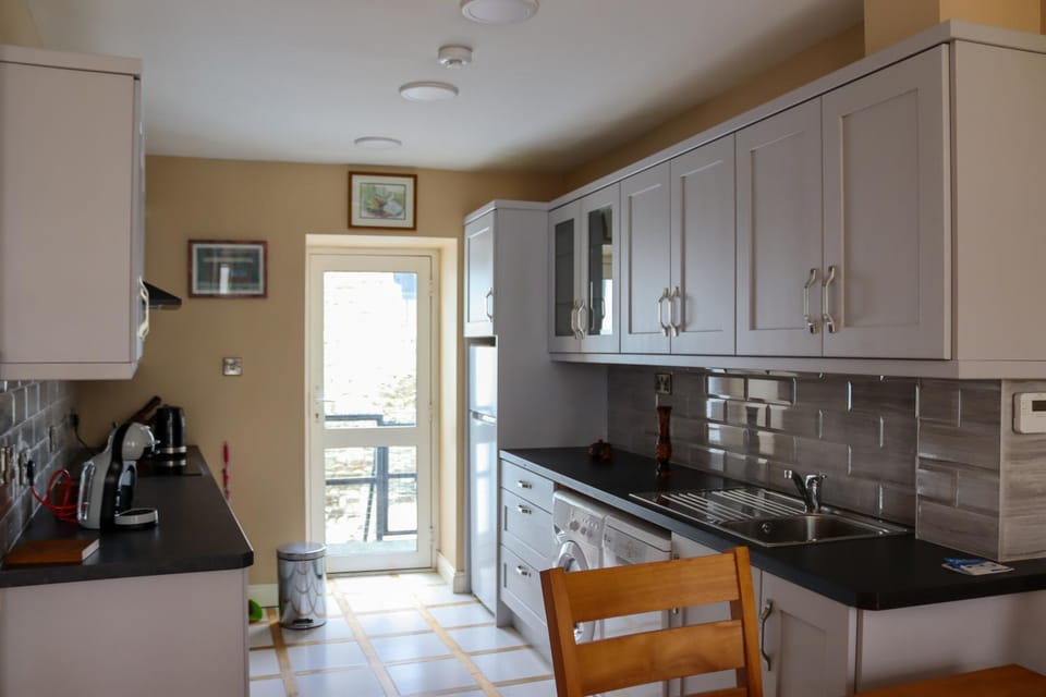 Ashe Street Apartment in Clonakilty