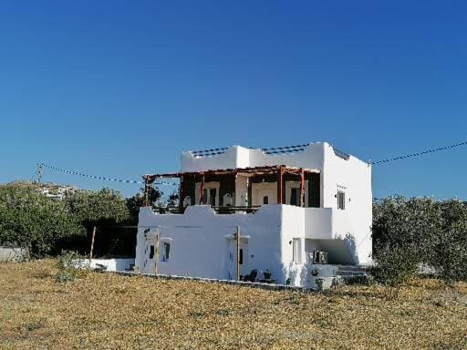 Countryside Retreat 4 Apartment in Naxos, Naxos and Lesser Cyclades, Greece